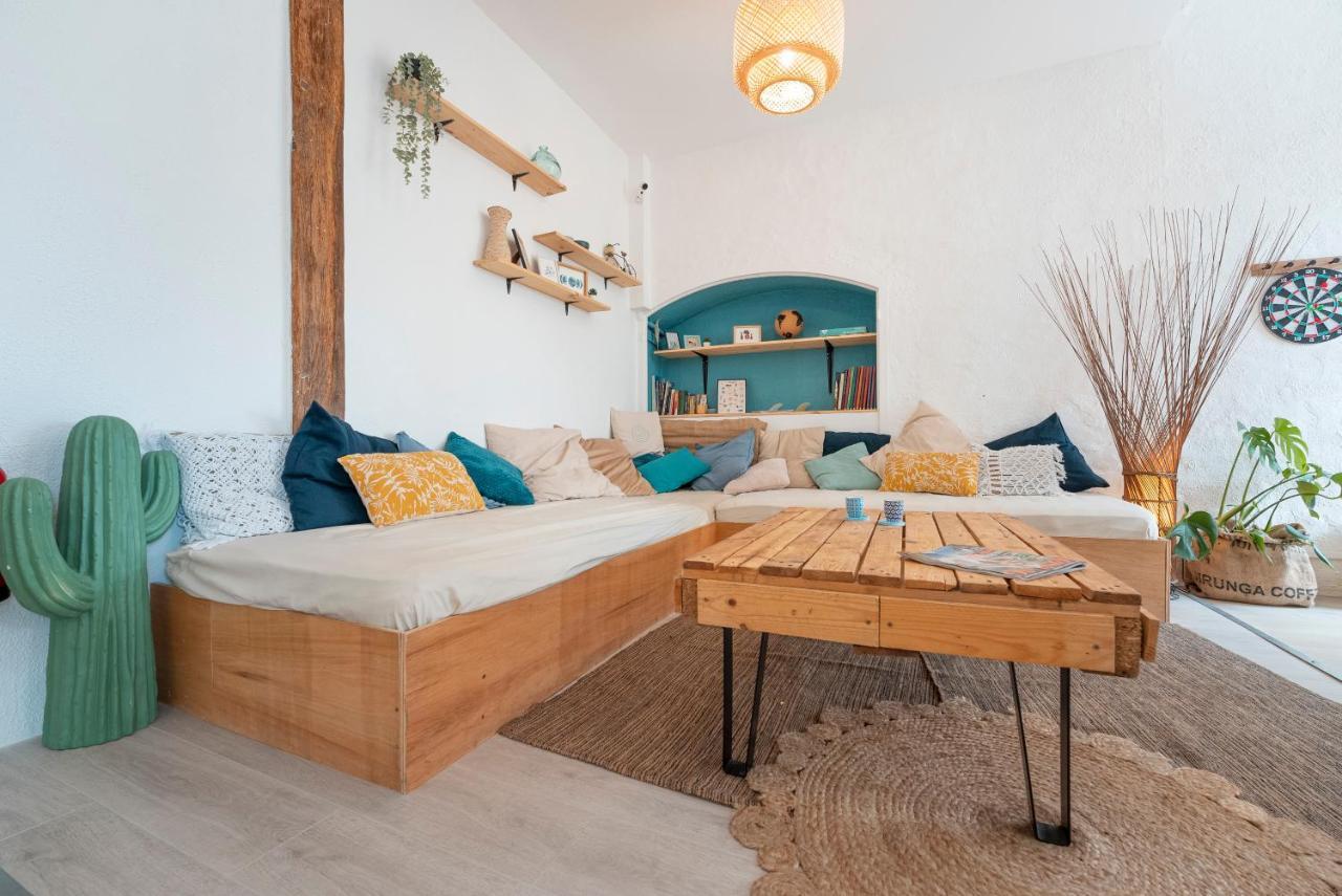 Garden - Utopy Hostel Biarritz Bagian luar foto